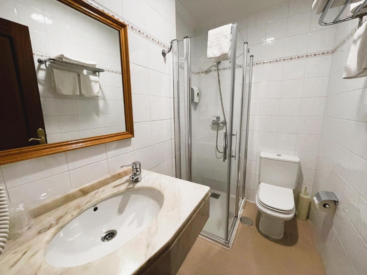 Hotel O Cruceiro Caldas De Reis Eksteriør billede