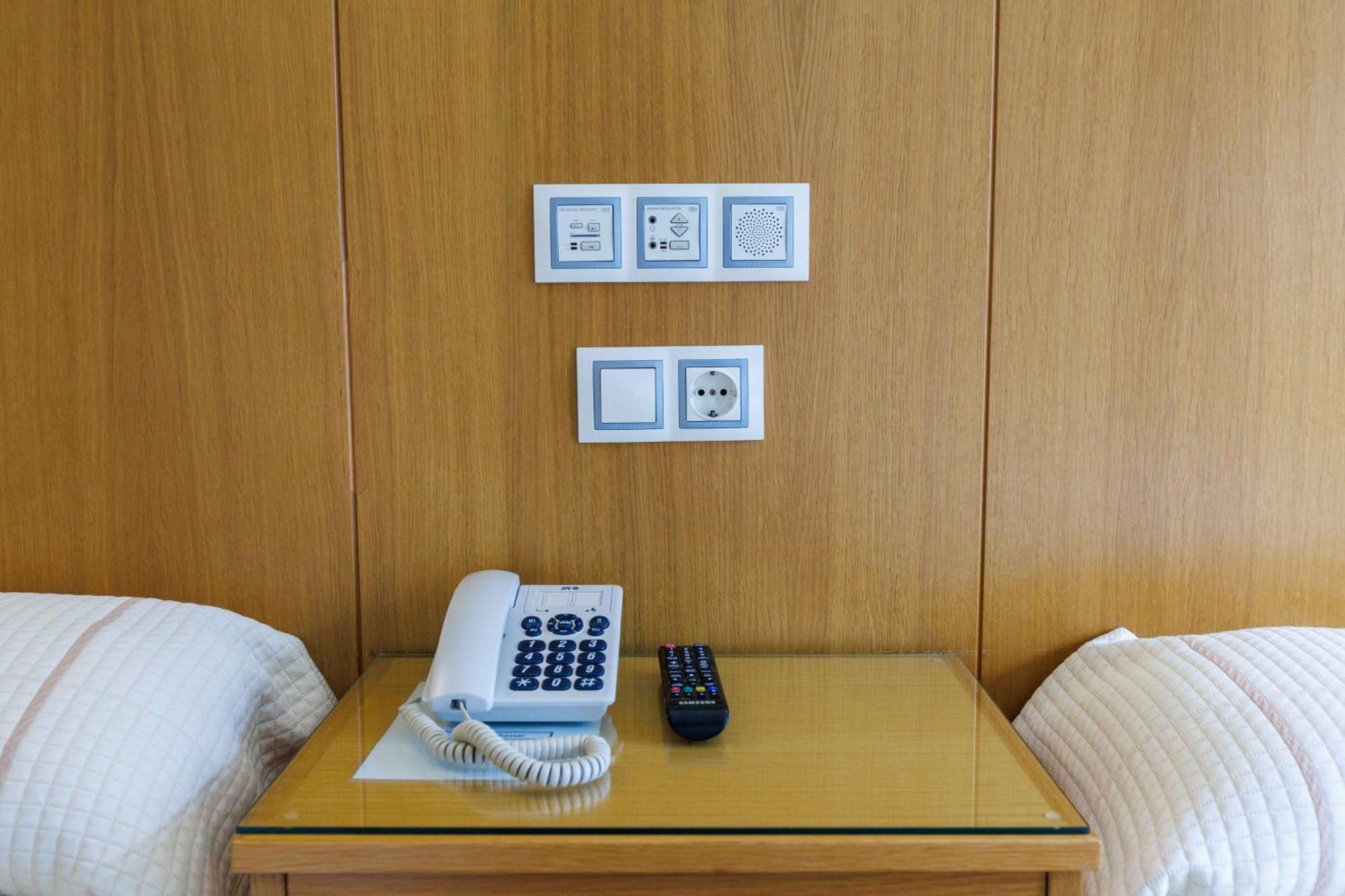 Hotel O Cruceiro Caldas De Reis Eksteriør billede
