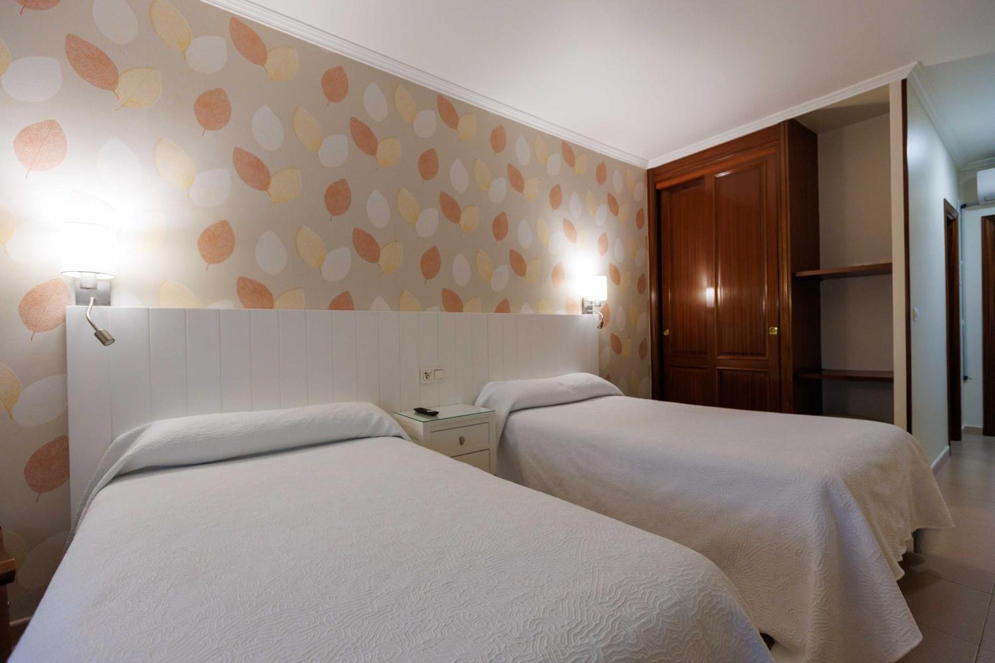 Hotel O Cruceiro Caldas De Reis Eksteriør billede