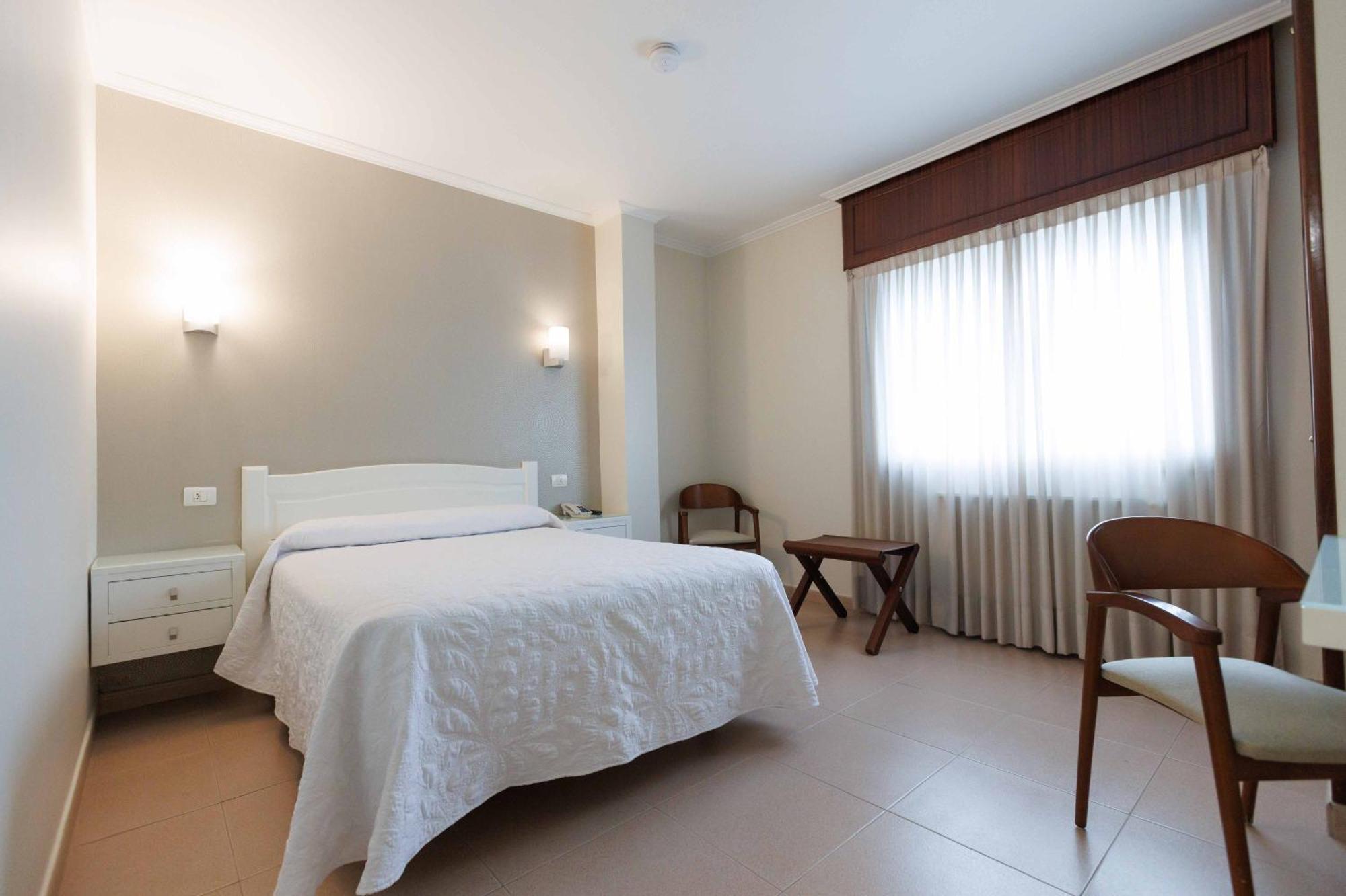 Hotel O Cruceiro Caldas De Reis Eksteriør billede
