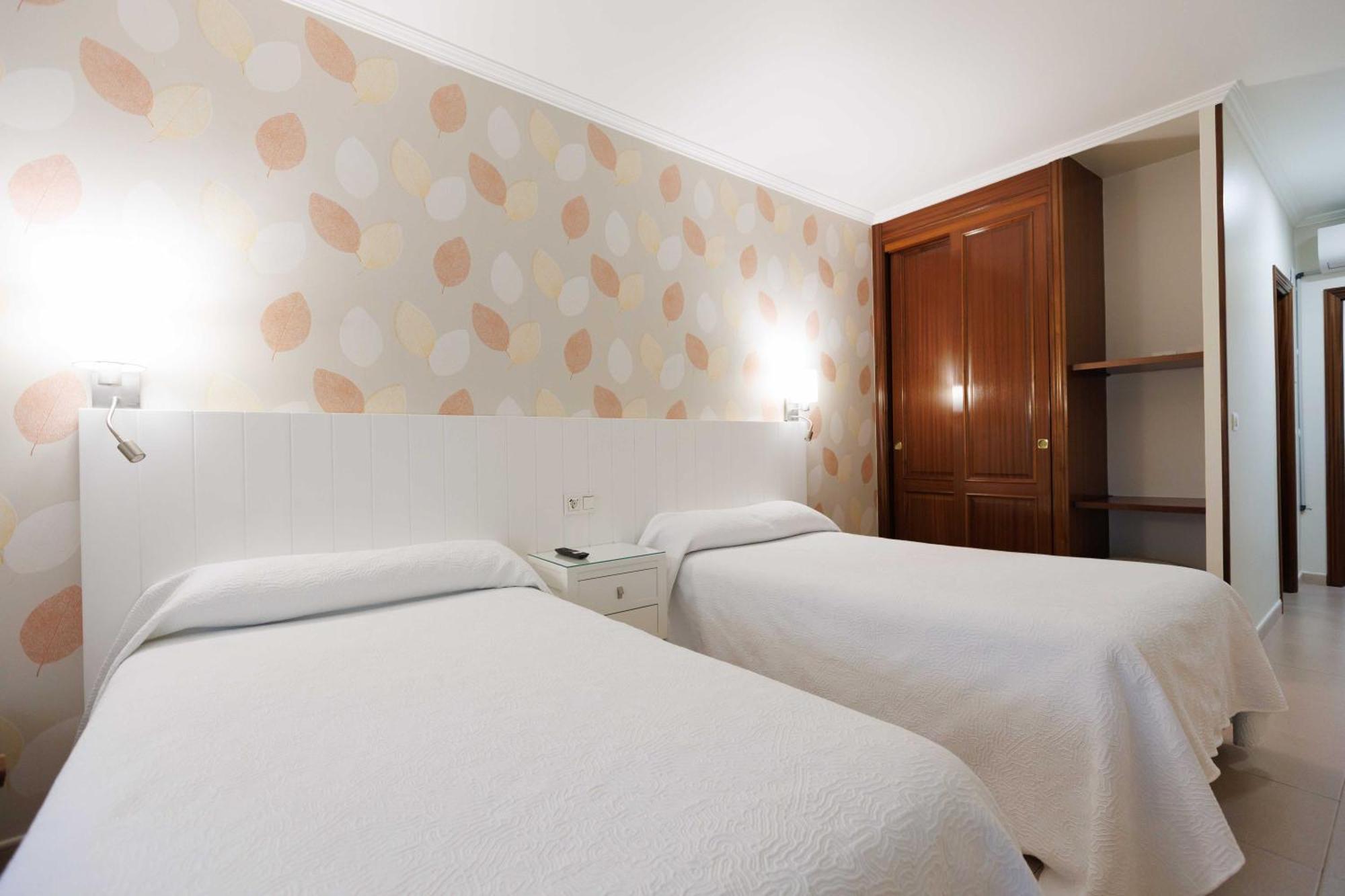 Hotel O Cruceiro Caldas De Reis Eksteriør billede