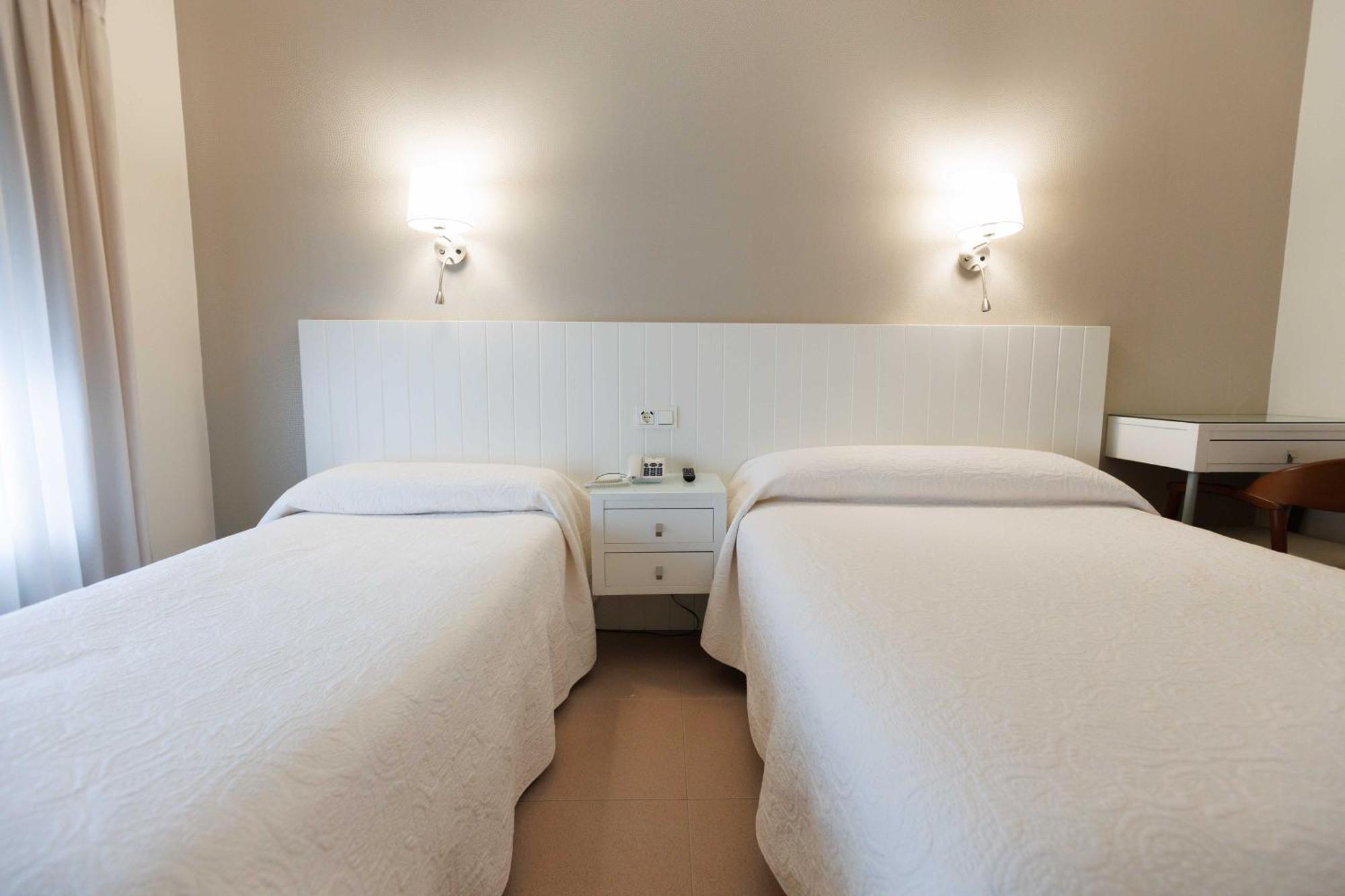 Hotel O Cruceiro Caldas De Reis Eksteriør billede